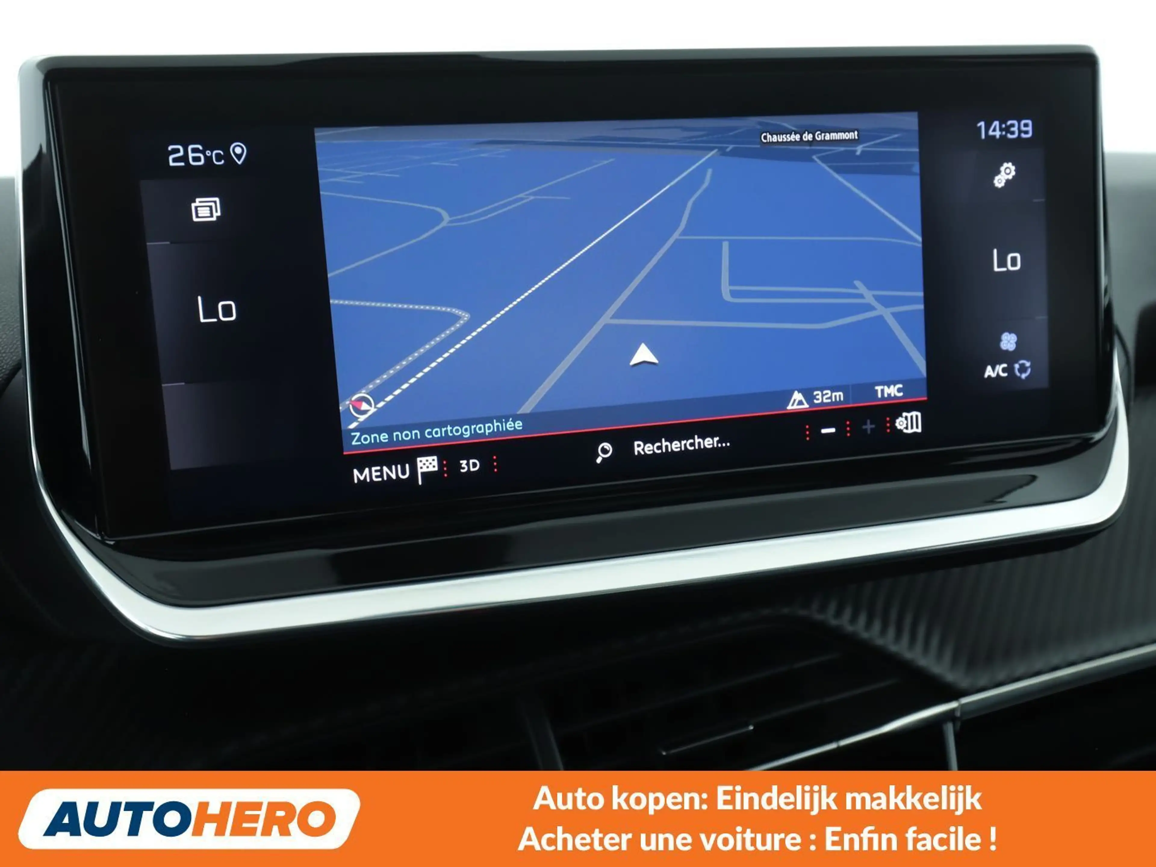 Peugeot 208 1.2 PureTech Allure — photo 8