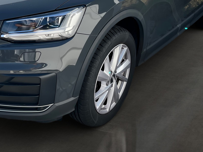 Audi Q2 35 TFSI KomfortPaket LED — photo 4