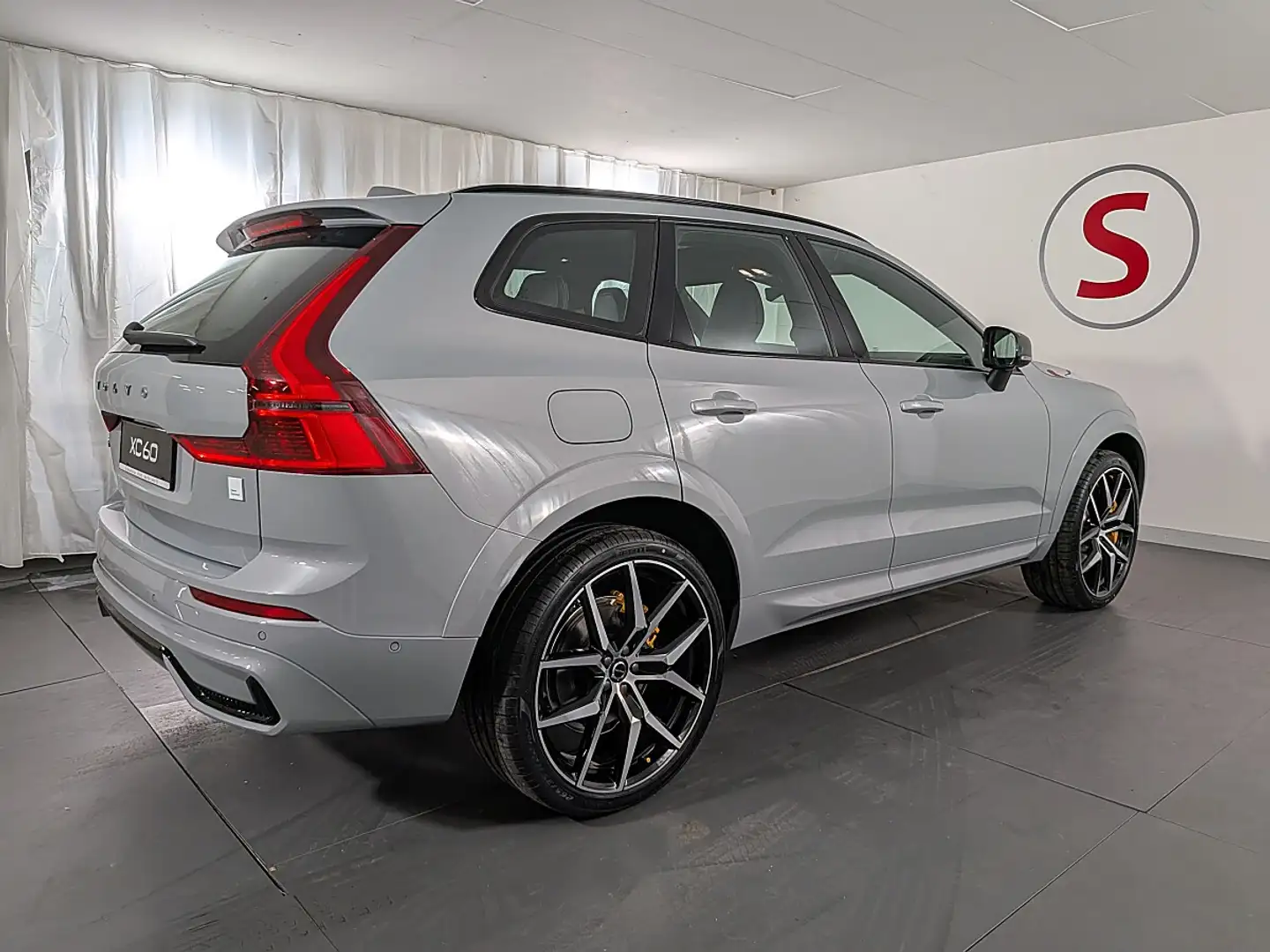 Volvo XC60 T8 Polestar Engineered Aut.| Auto Stahl Wien 23 Grau - 2