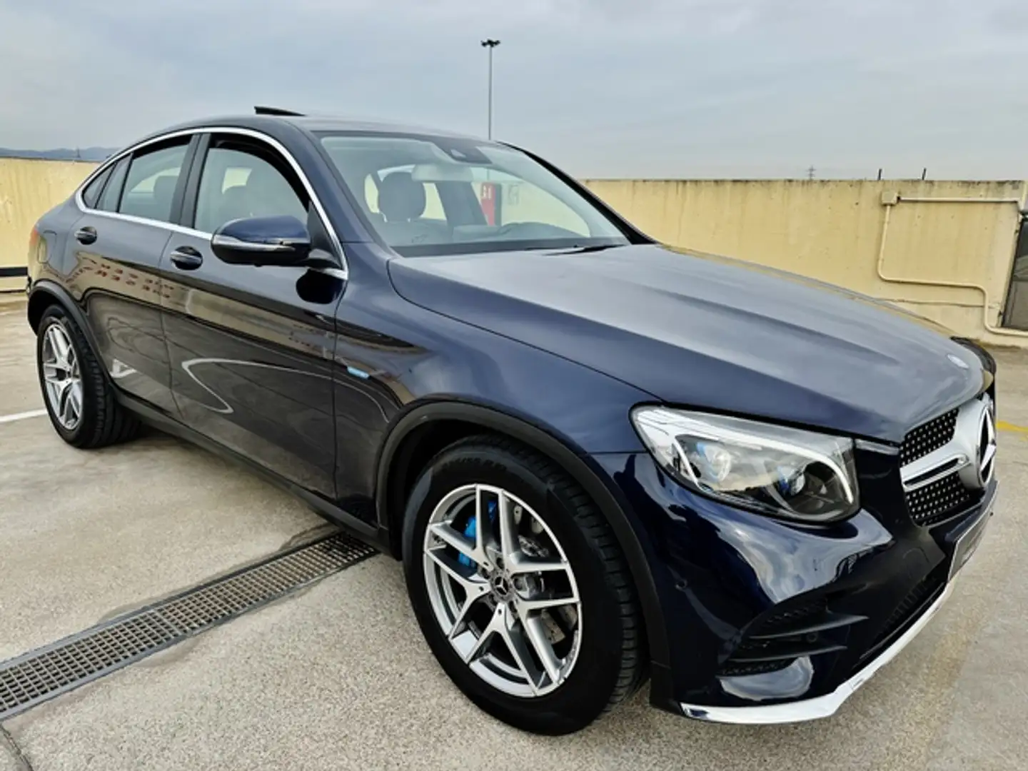 Mercedes-Benz GLC 350 Coupé e 4Matic Azul - 1