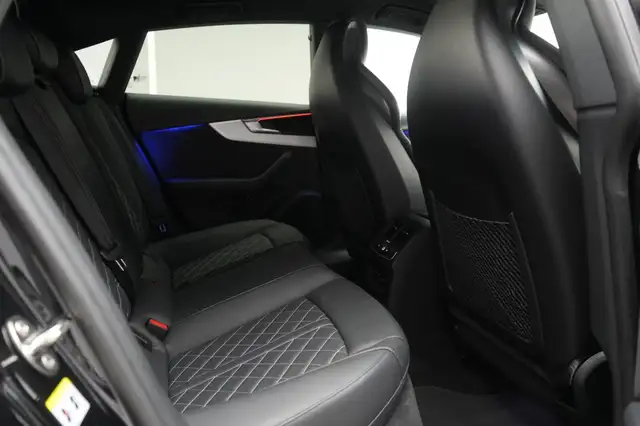 Audi A5 view 9