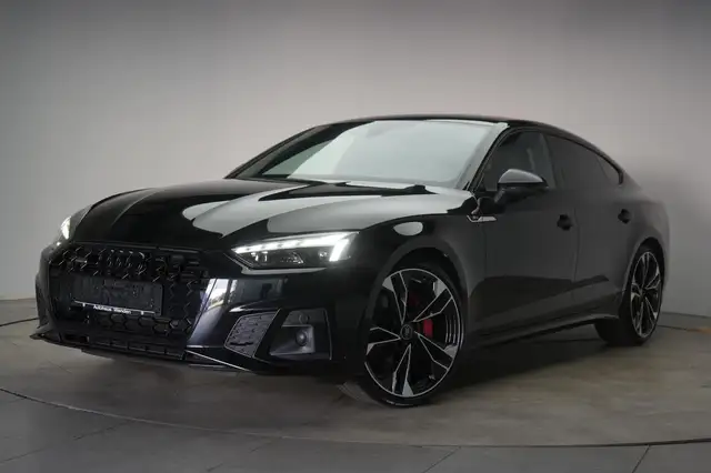 Audi A5 view 3