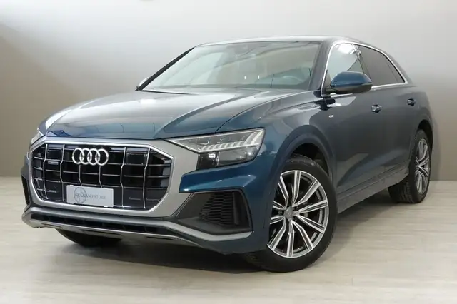 Audi Q8 50 TDI MHEV quattro tipt. S-line