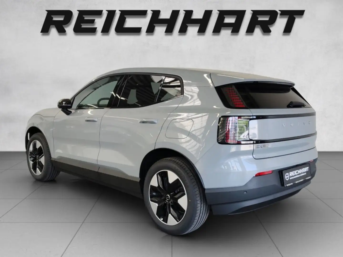 Volvo EX30 Plus, P5 Long Range Vollelektrisch Grau - 2