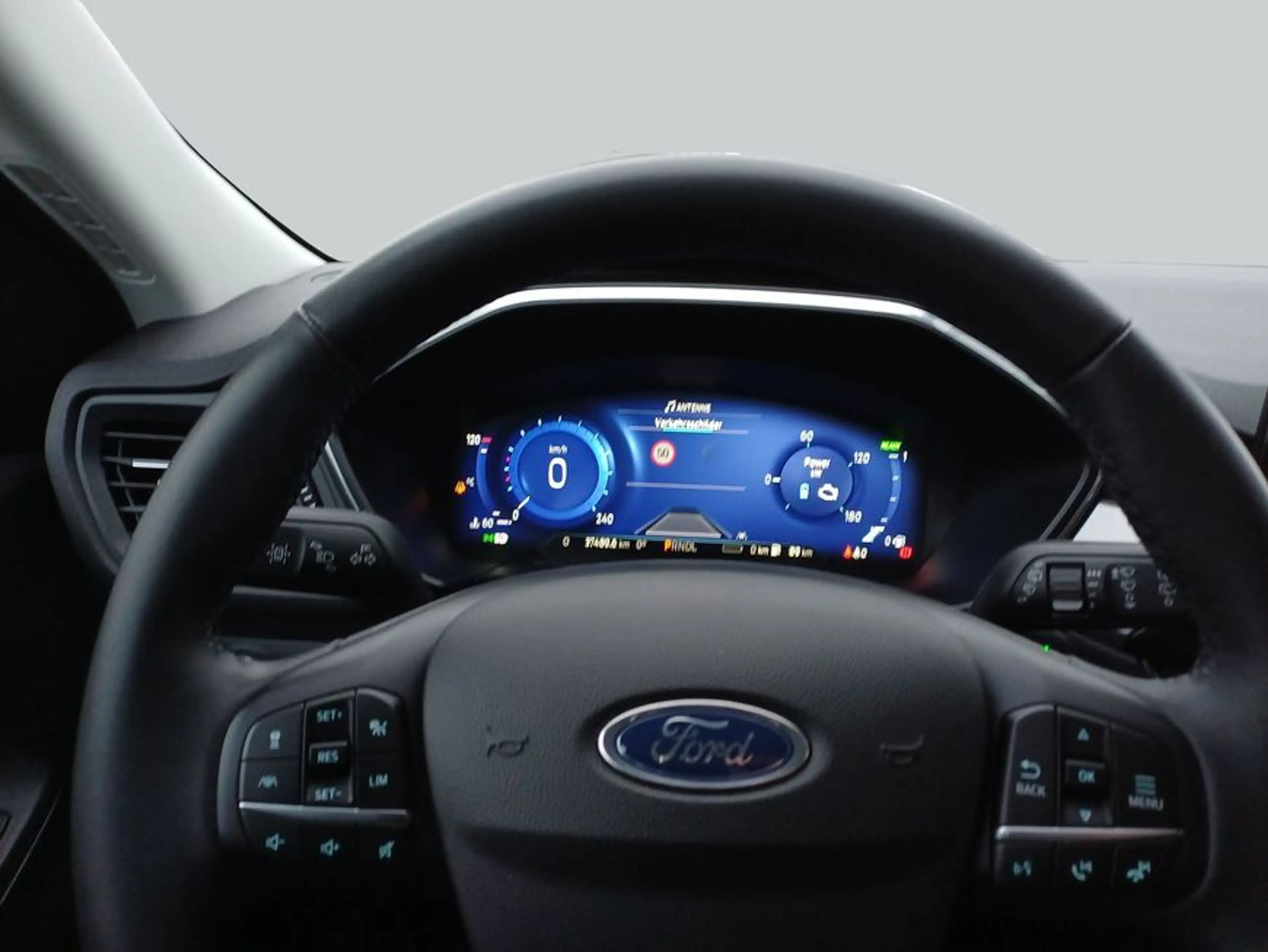 Ford Kuga 2.5 Duratec PHEV TITANIUM — photo 14