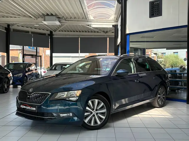 Skoda Superb 1.6 CR TDi *GPS * CAMERA * CARPLAY * PDC * JANTES *
