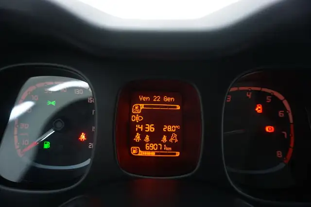 Fiat Panda view 12