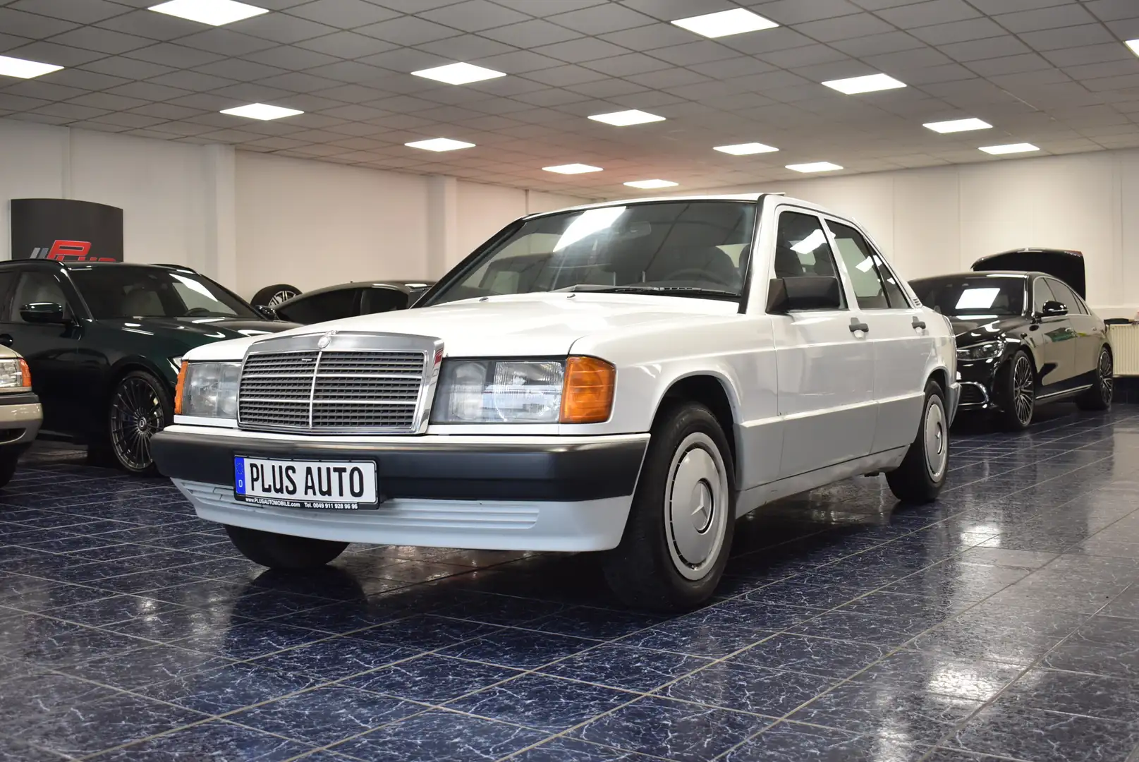 Mercedes-Benz 190 2,0 D Lim Schiebedach TÜV 01 28 Oldtimer Weiß - 2