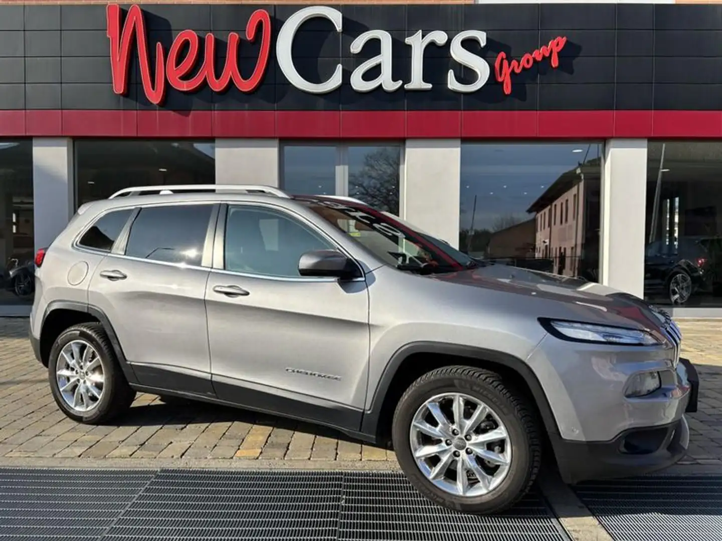 Jeep Cherokee 2.0 Mjt II 170CV 4WD Active Drive I Limited NAVI- Gris - 1