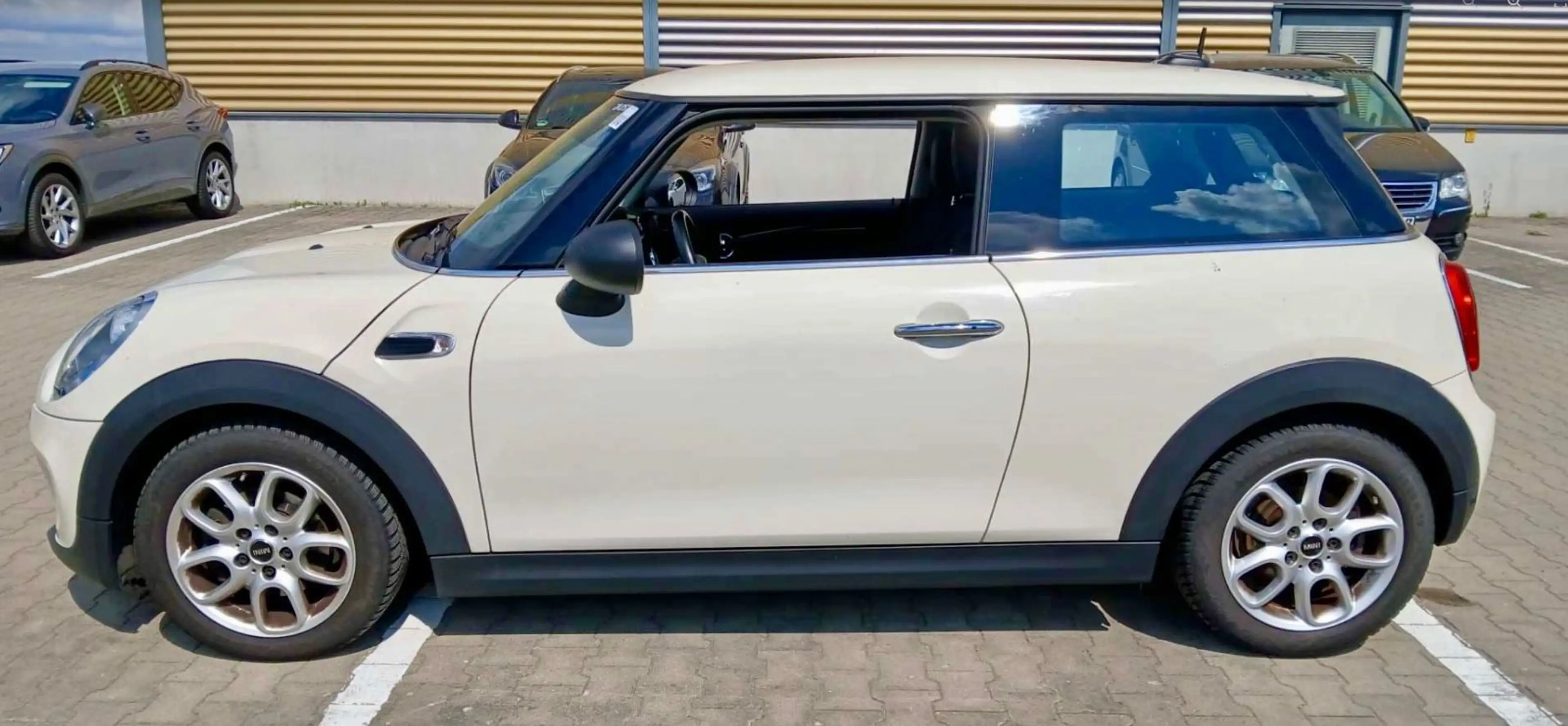MINI One *AUTOMATIK+NAVI+PDC* — photo 3