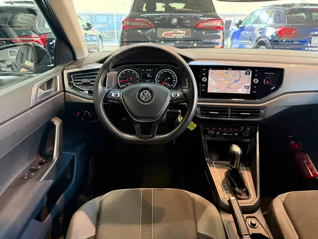 Volkswagen Polo view 10
