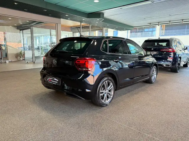 Volkswagen Polo view 6