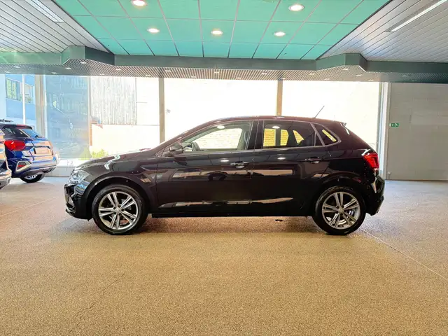 Volkswagen Polo view 8
