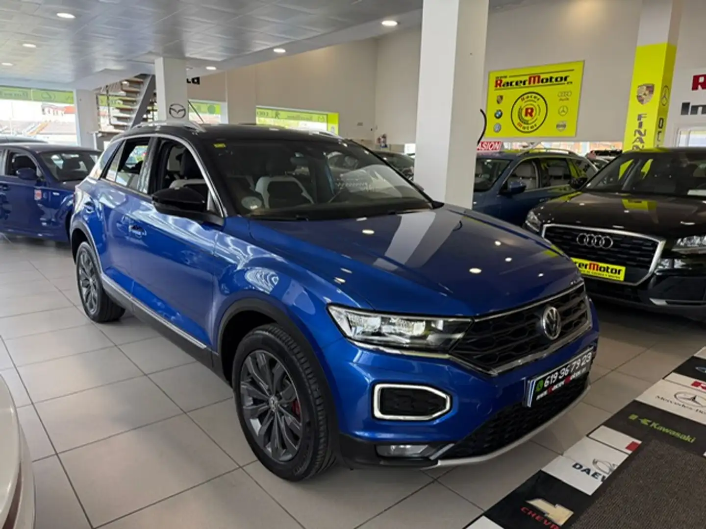 Volkswagen T-Roc 1.6TDI Sport Azul - 1