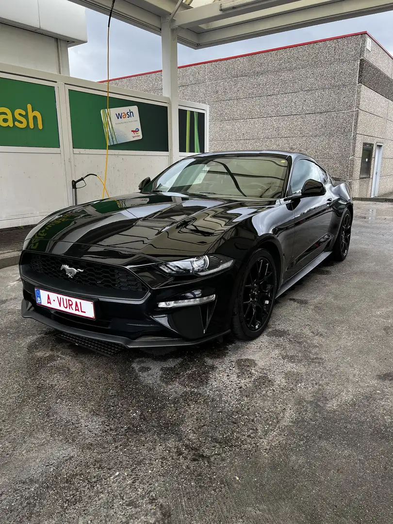 Ford Mustang 2.3 EcoBoost Noir - 2