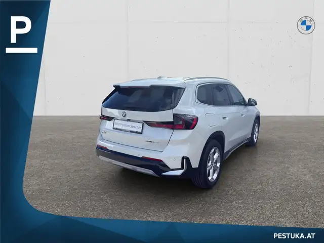 BMW X1 view 4