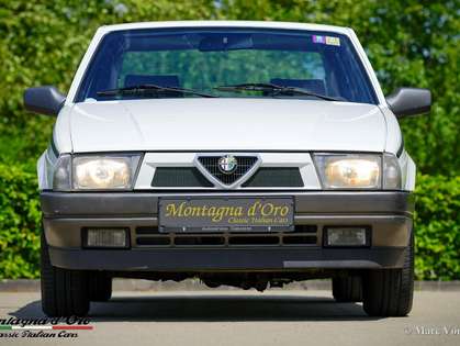 Alfa Romeo 75 1800 IE