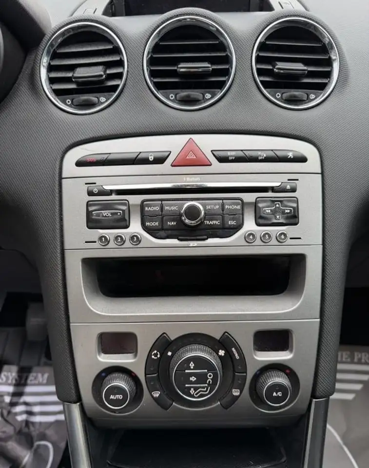 Peugeot 308 308 — photo 14