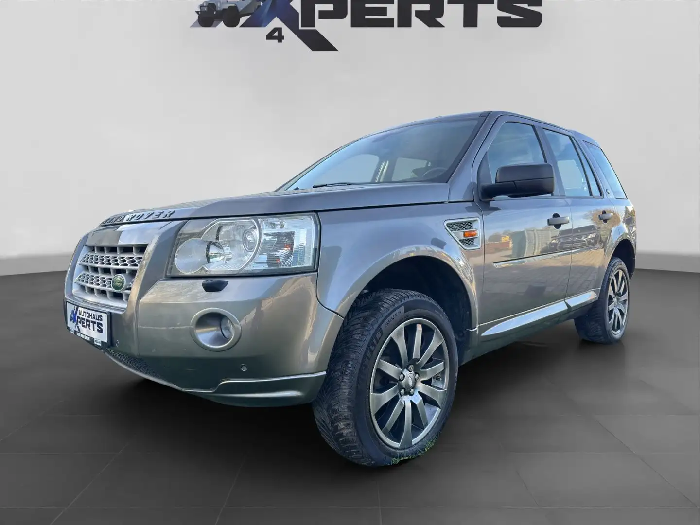 Land Rover Freelander 2.2 TD4 AUT. | HSE | 4x4 | 1.HAND | Gris - 2