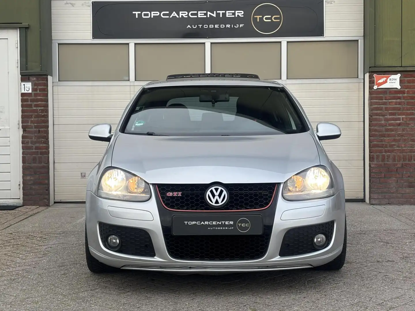 Volkswagen Golf GTI 2.0 TFSI GTI/SCHUIFD/CAMERA/STOELV/APK/NAP Grey - 2