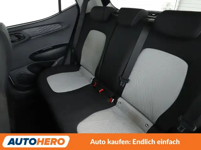Hyundai i10 view 14