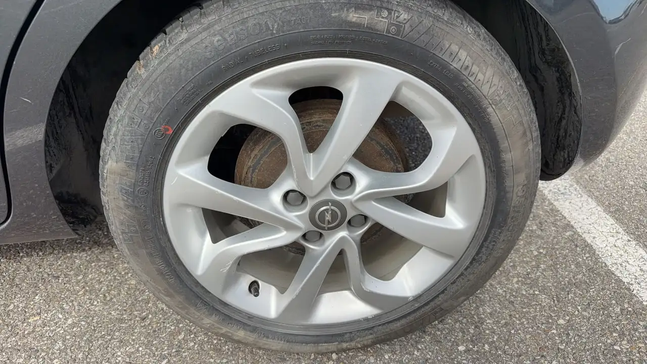 Opel Corsa Corsa — photo 19