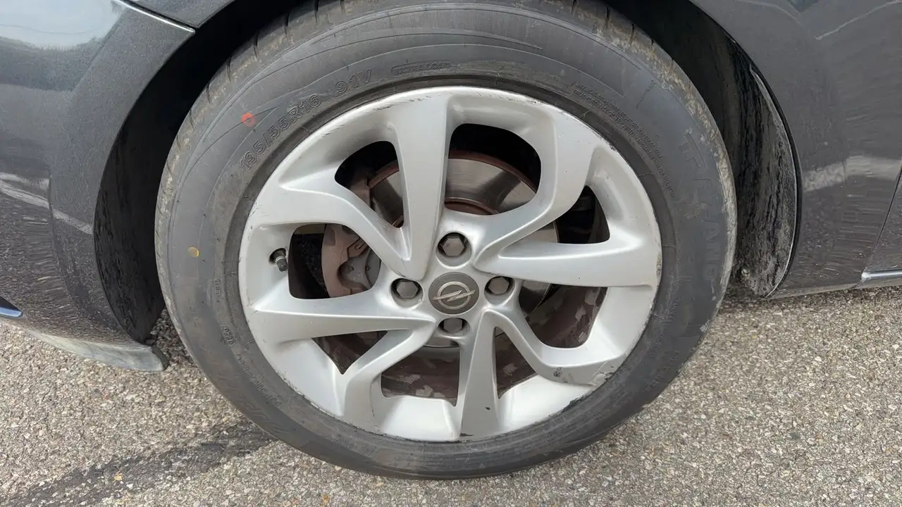 Opel Corsa Corsa — photo 18