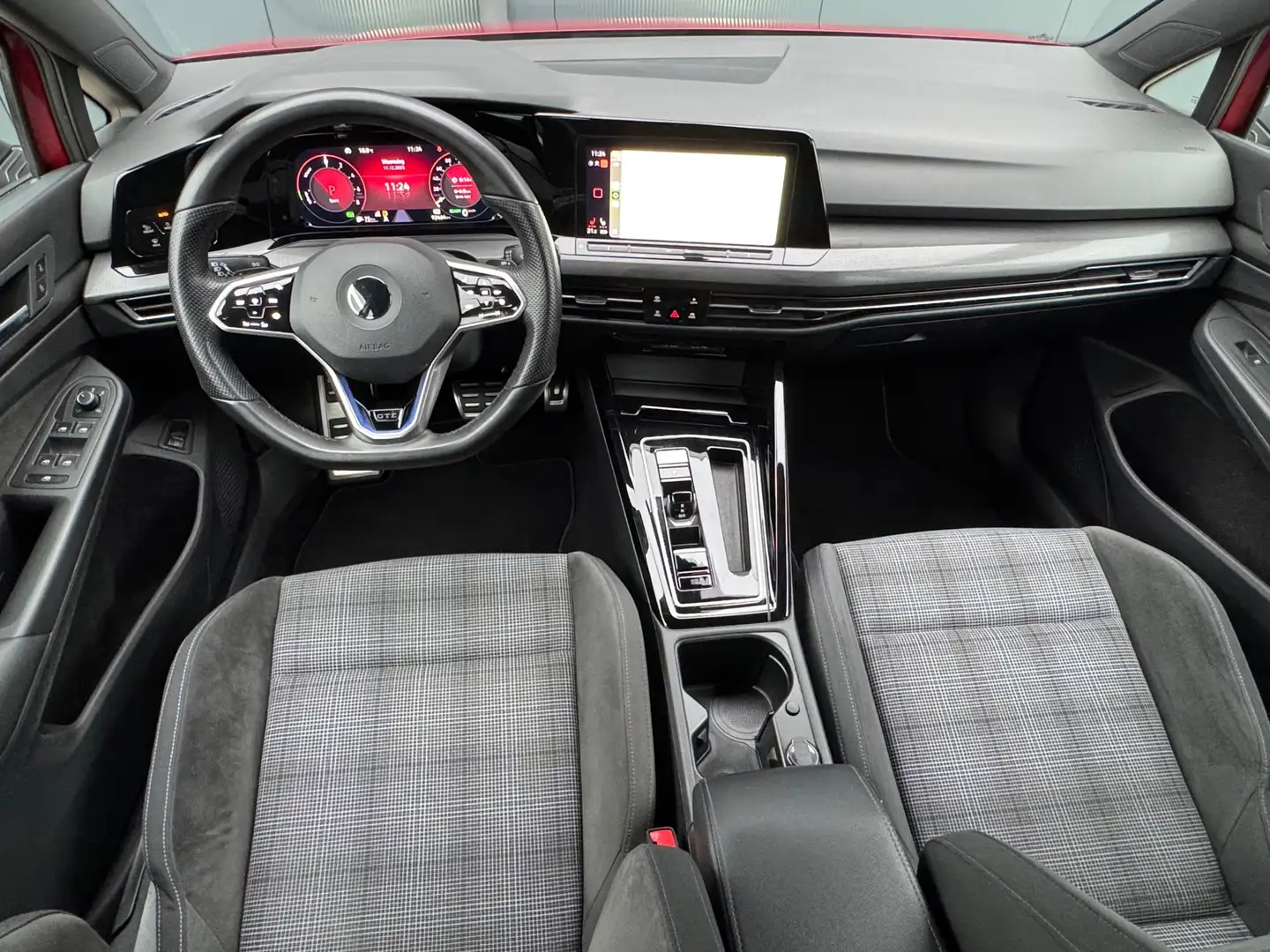 Volkswagen Golf GTE 1.4 eHybrid Black Style * Camera * Side Assist * S Rouge - 2