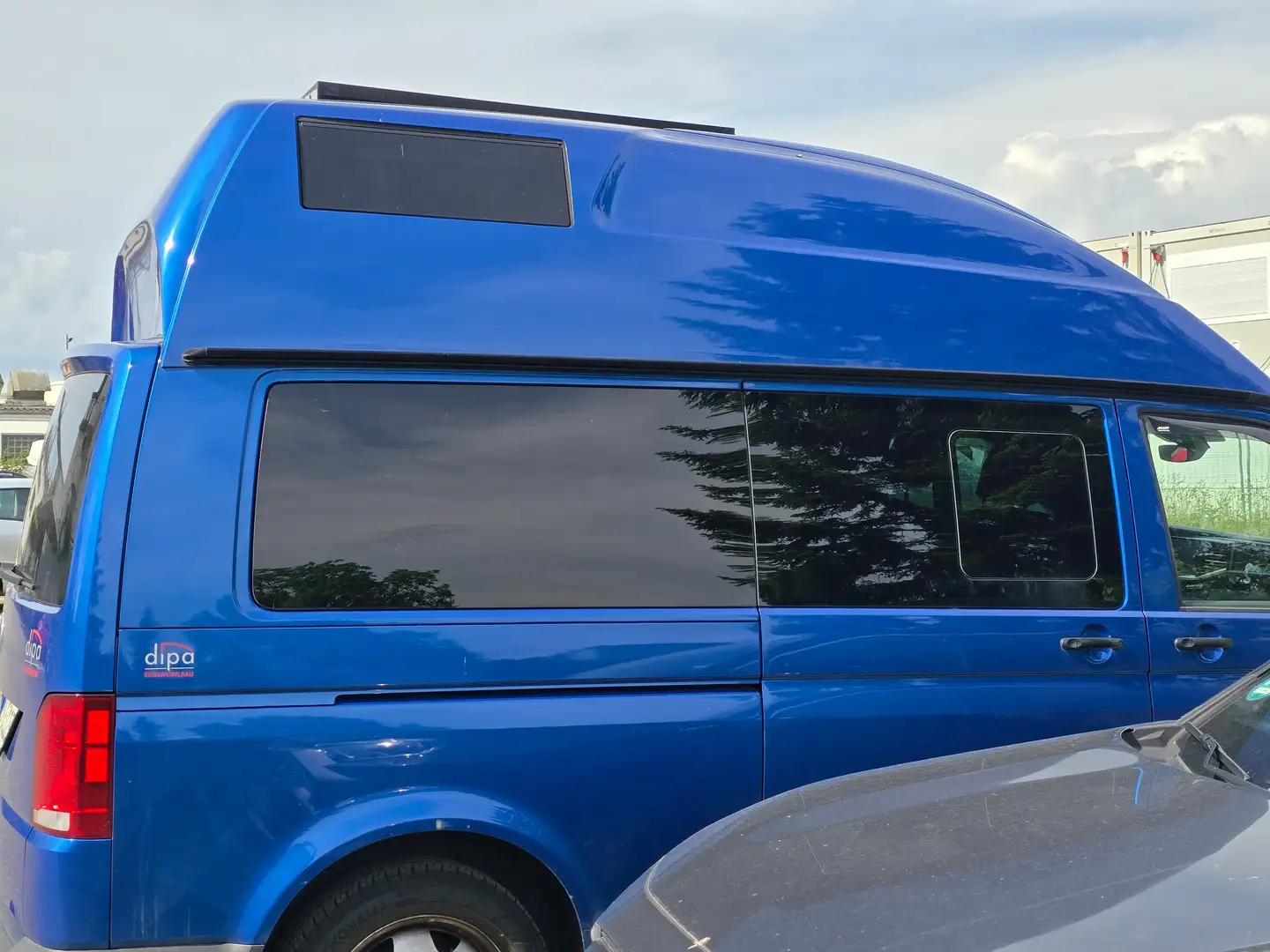 Volkswagen T6.1 Caravelle Caravelle T6.1 DSG Lang 4MOTION Comfortline Blau - 2