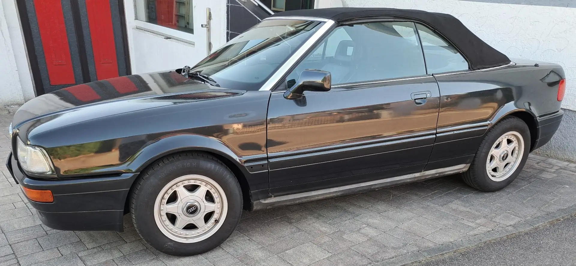 Audi Cabriolet Cabriolet 2.0 Negro - 2