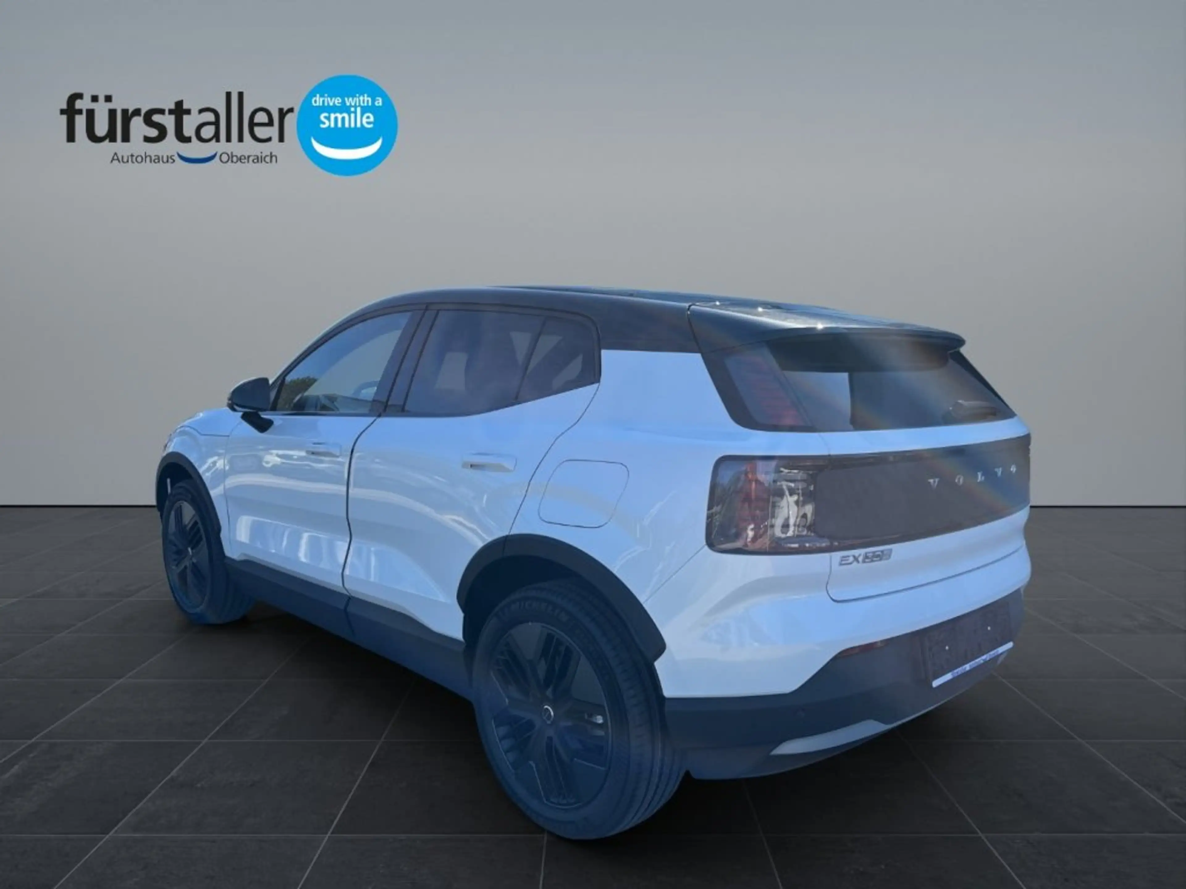 Volvo EX30 Cross Country Plus, P5 Long Range Vollelektrisch — photo 7