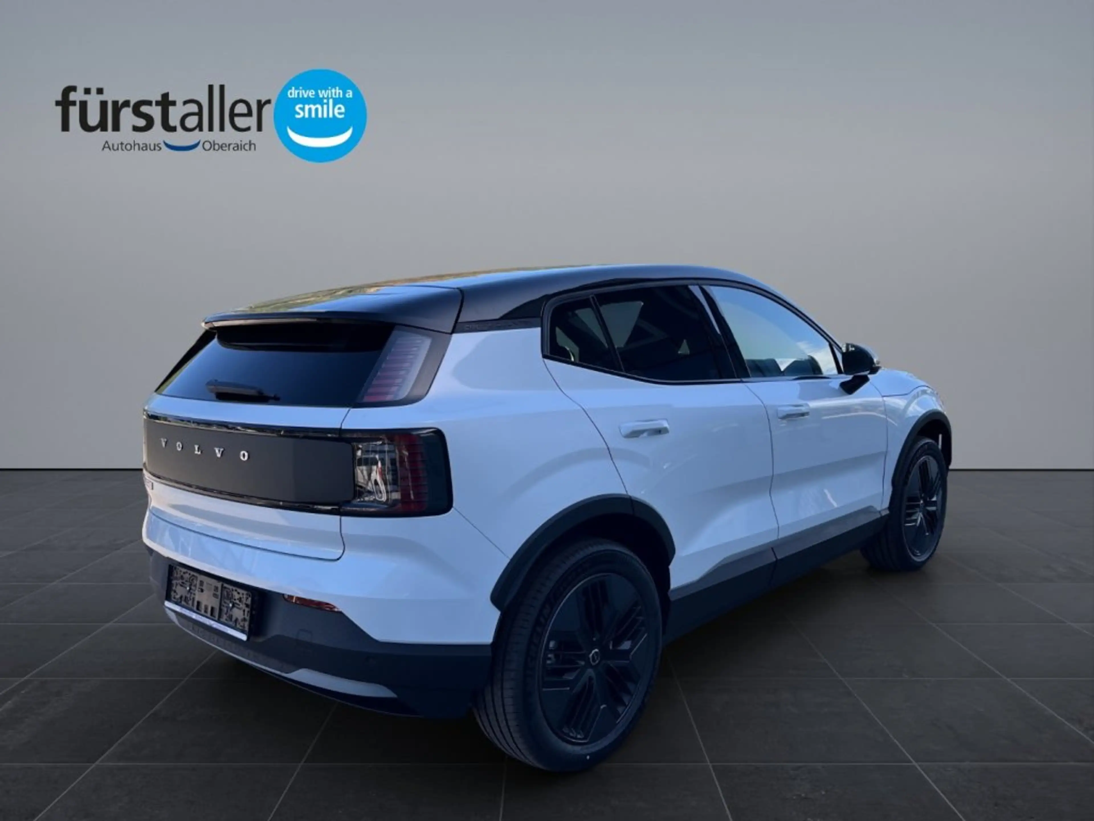 Volvo EX30 Cross Country Plus, P5 Long Range Vollelektrisch — photo 5