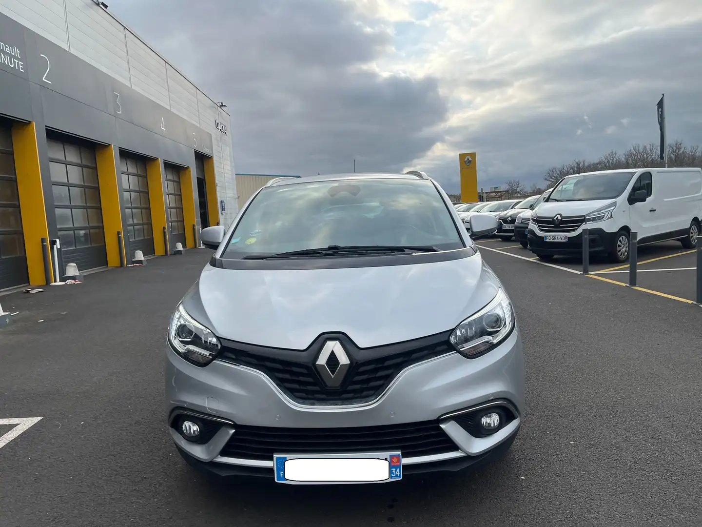 Renault Scenic Blue dCi 120 Business Gris - 1