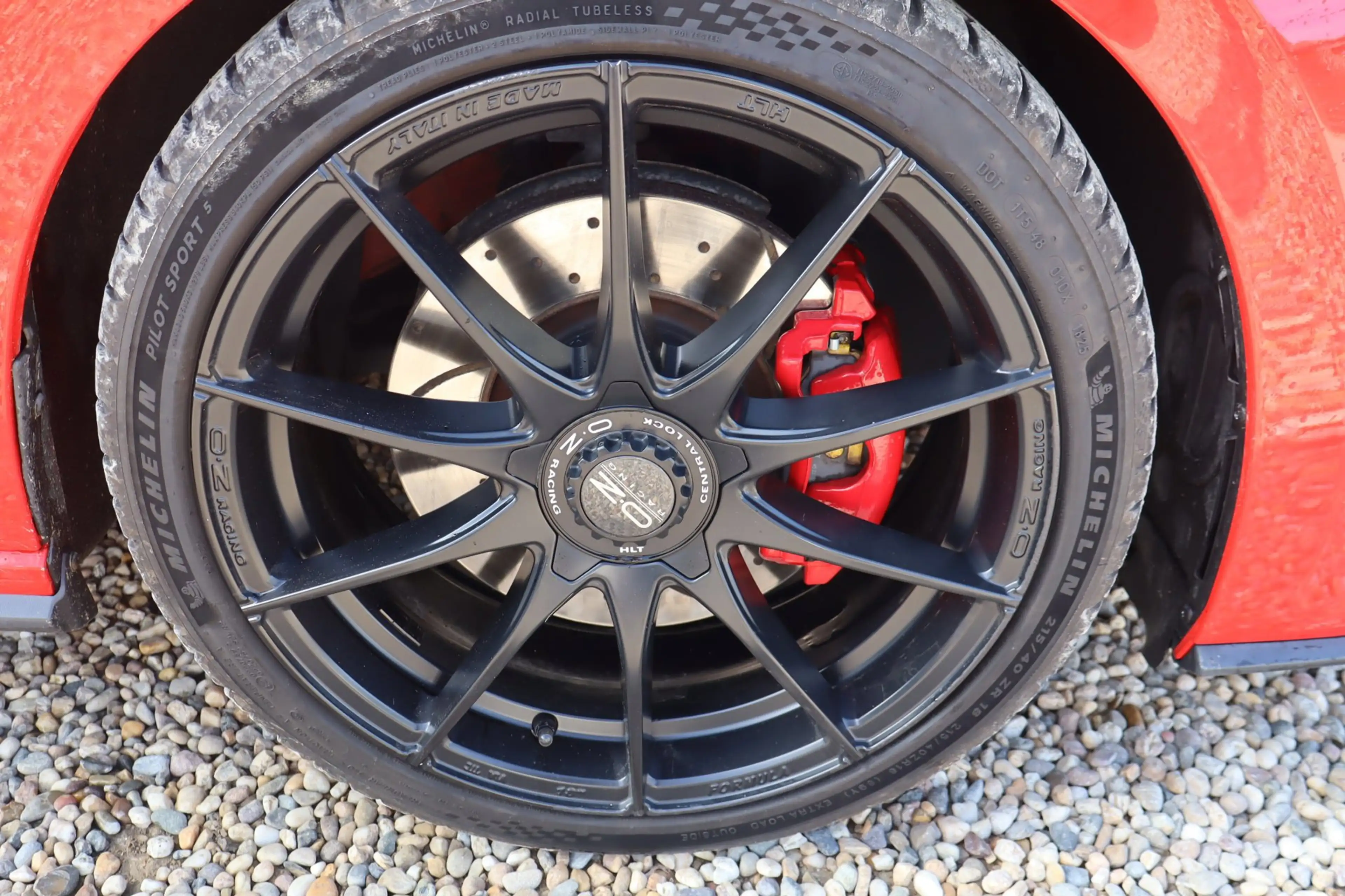 Volkswagen Polo GTI 2.0 TSI PANO 280 PK TREKHAAK 0Z 19 INCH SCHROEFSET — photo 11