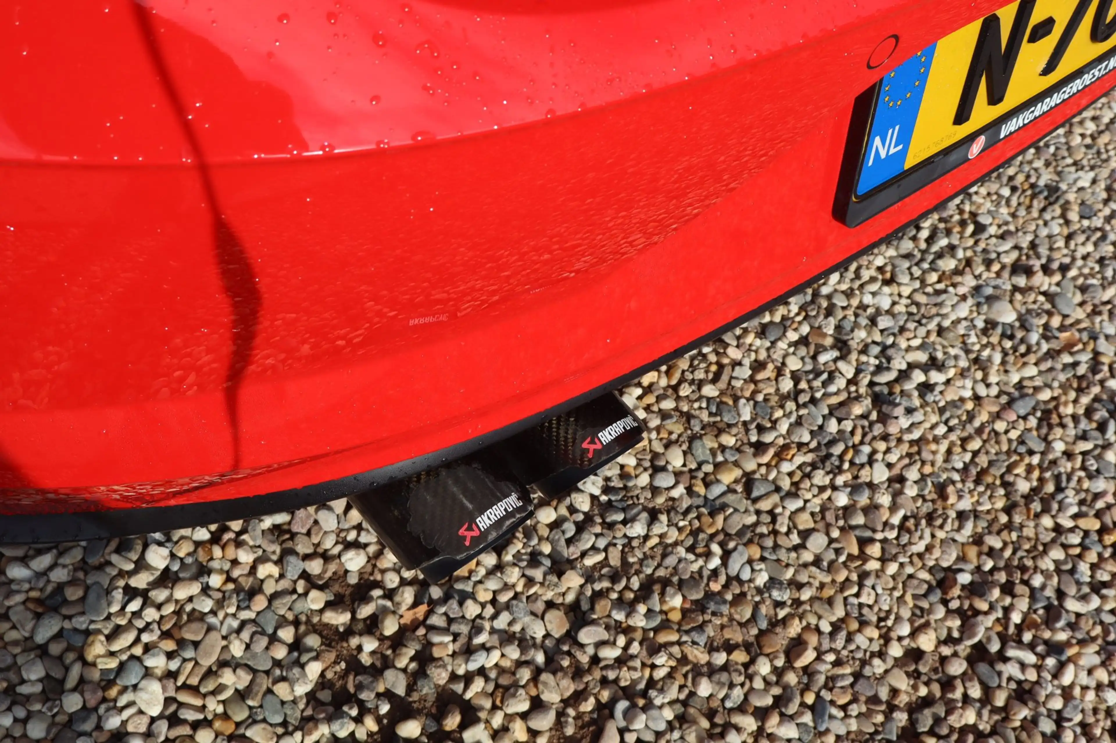 Volkswagen Polo GTI 2.0 TSI PANO 280 PK TREKHAAK 0Z 19 INCH SCHROEFSET — photo 12