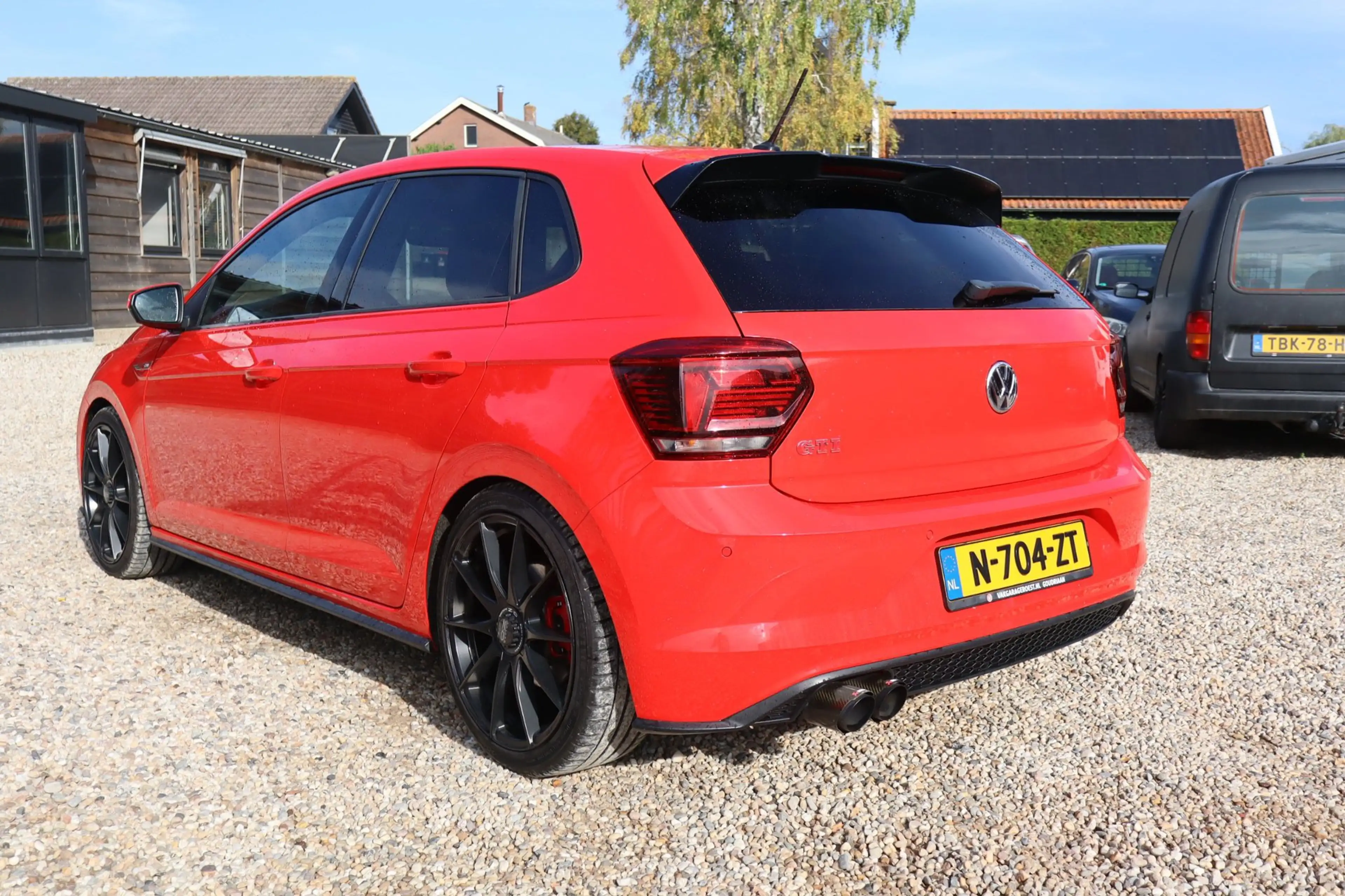 Volkswagen Polo GTI 2.0 TSI PANO 280 PK TREKHAAK 0Z 19 INCH SCHROEFSET — photo 7