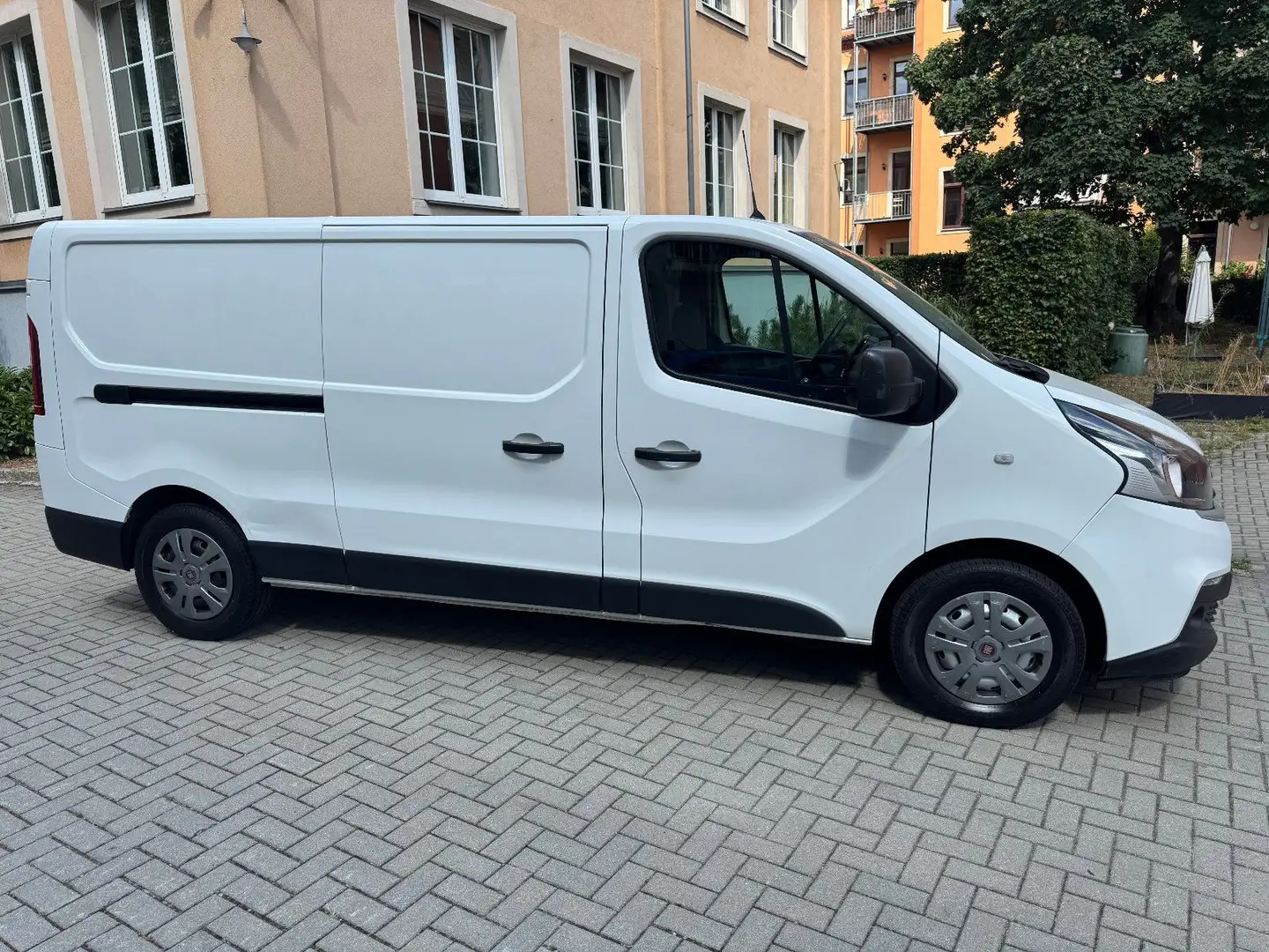 Fiat Talento Kasten L2H1 1,2t SX Weiß - 2
