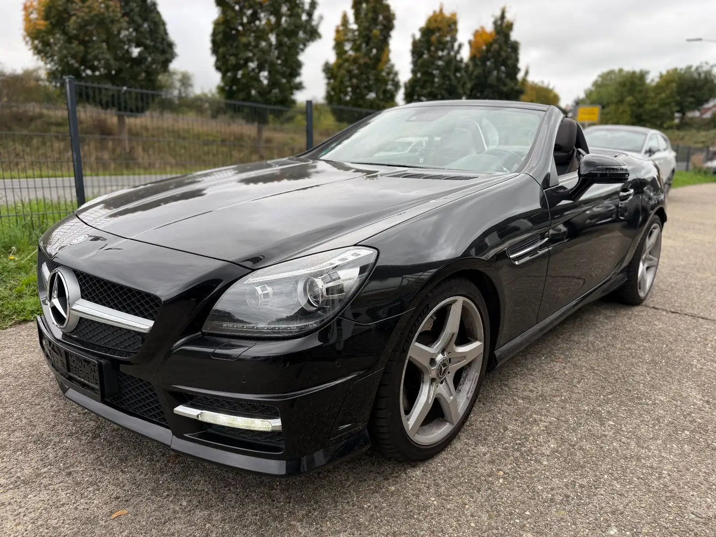 Mercedes-Benz SLK 250 AMG * GARANTIE * BI-XENON * HARMAN-KARDON * Schwarz - 1