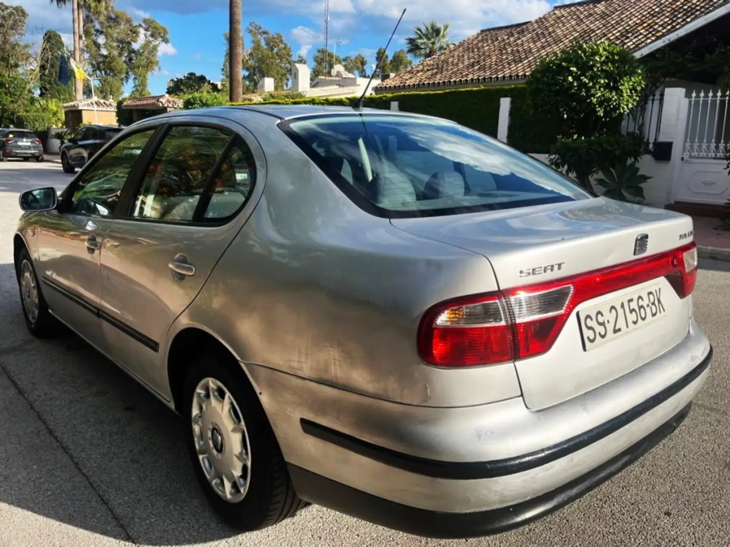 SEAT Toledo Berlina Manual de 4 Puertas Сірий - 2