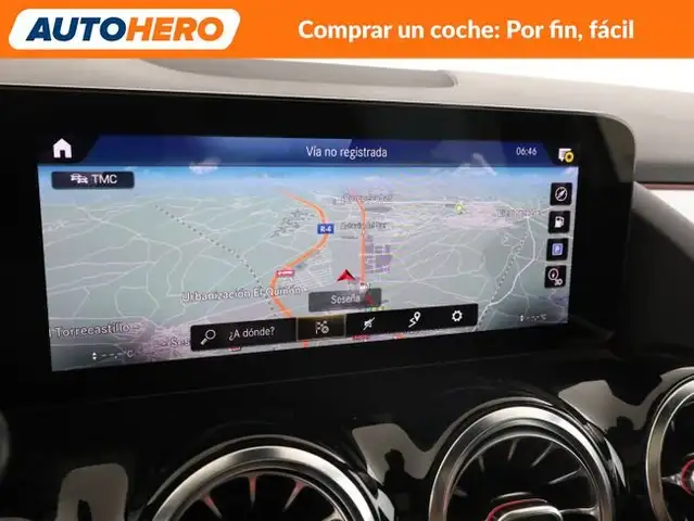 Mercedes-Benz Gla Class view 21