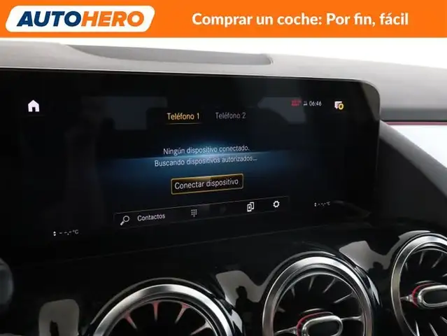 Mercedes-Benz Gla Class view 24