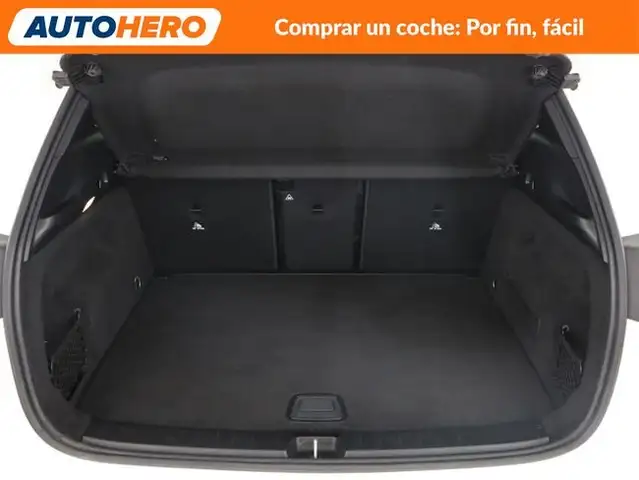 Mercedes-Benz Gla Class view 18
