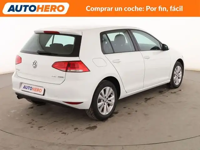 Volkswagen Golf view 6