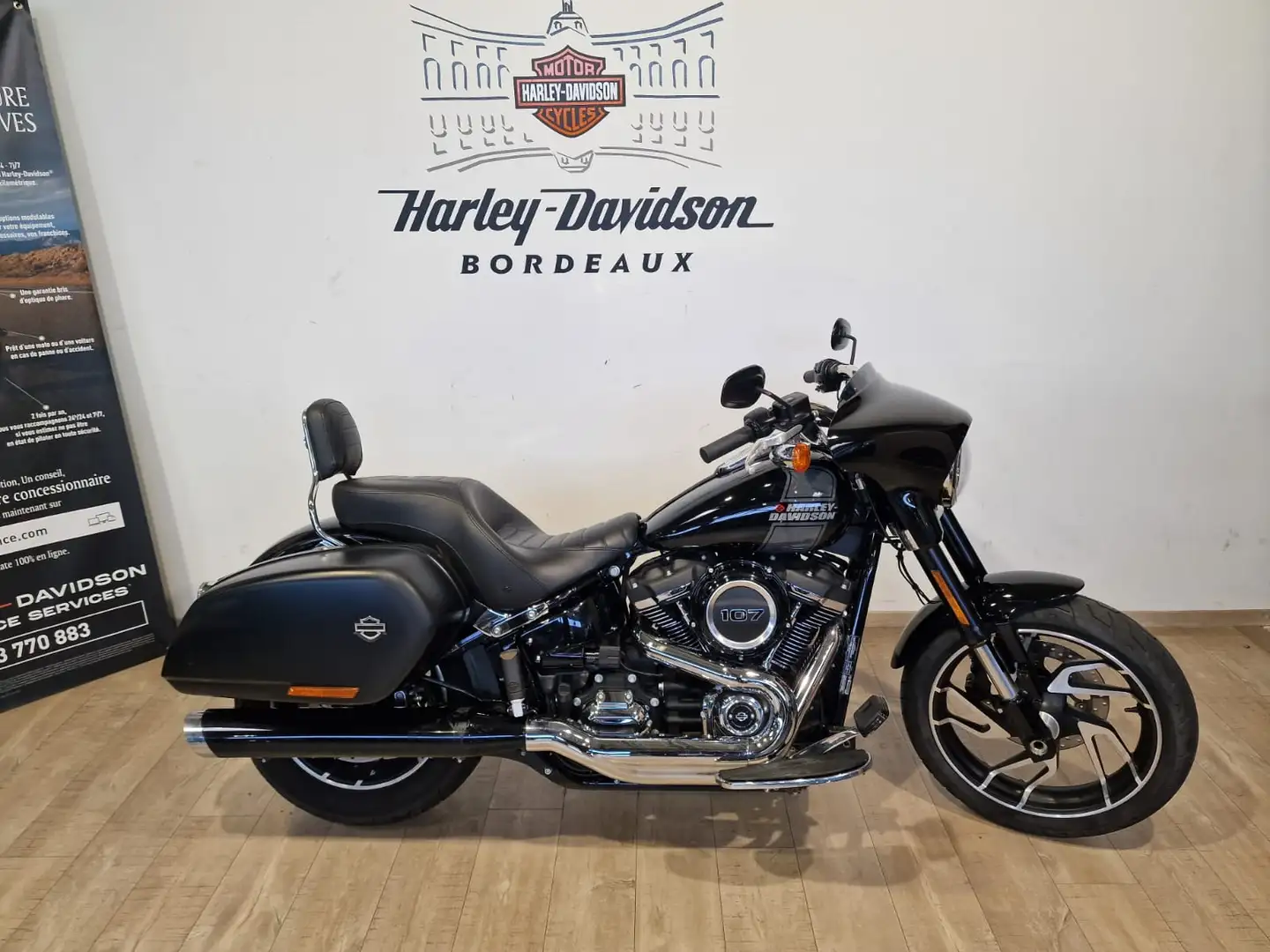 Harley-Davidson Sport Glide Negro - 1