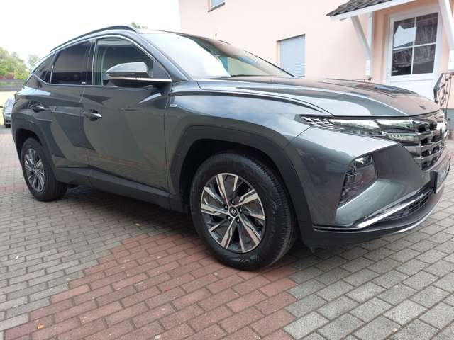 Hyundai TUCSON 1.6 CRDi 136PS+65TKM+LED+AHK+GARANTIE
