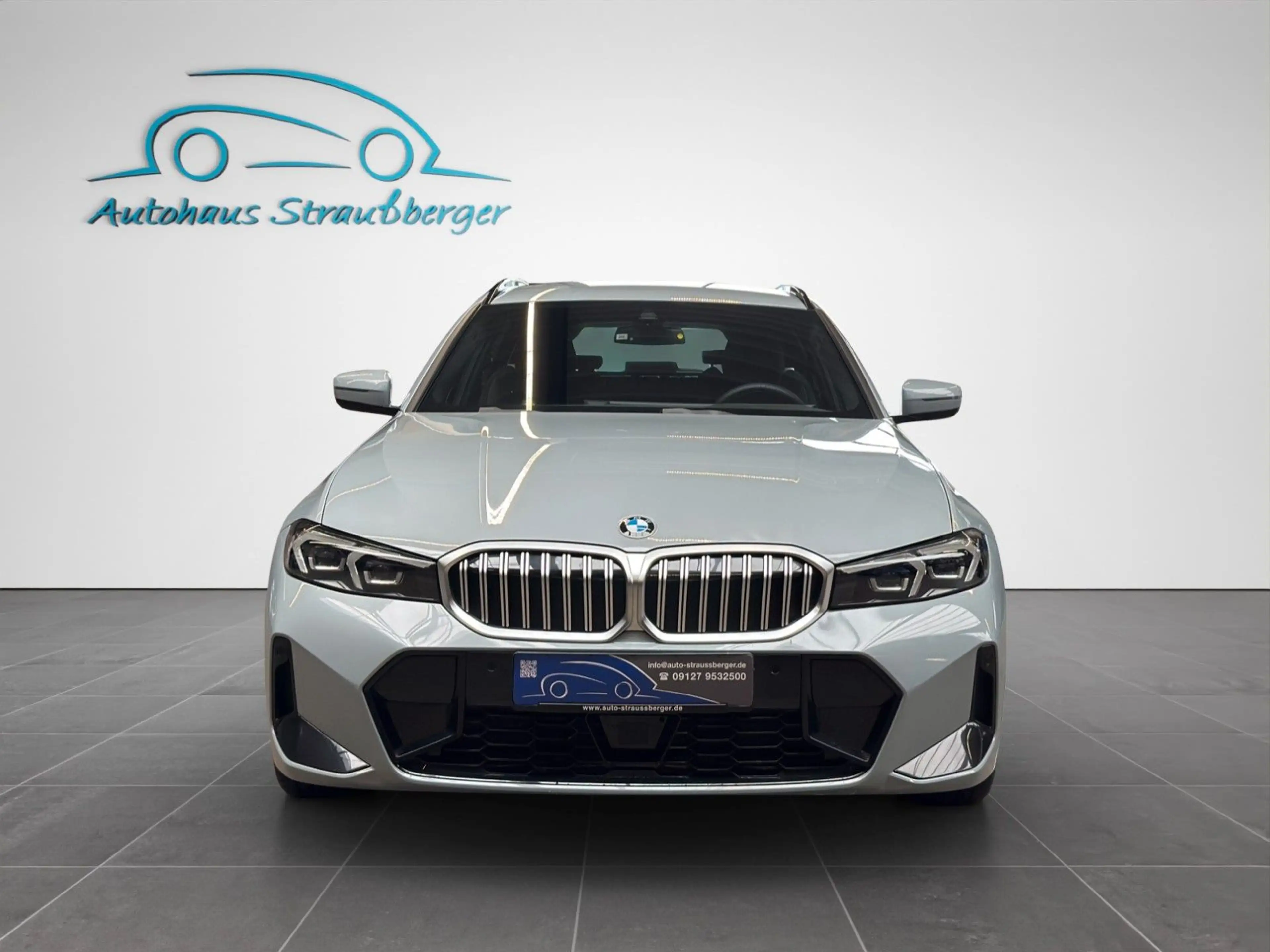 BMW 330 i Touring xDrive M Sport ACC FL2 HiFi RFK 3ZK — photo 2