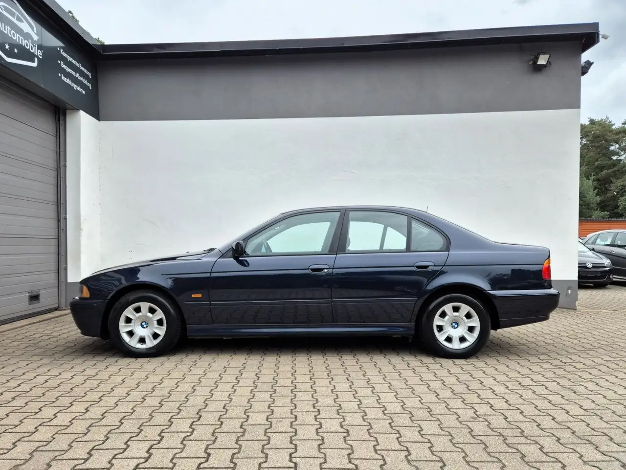 BMW 520 i 2.1 Shadow-Line |AHK|Tempomat|Klima|, foto 4