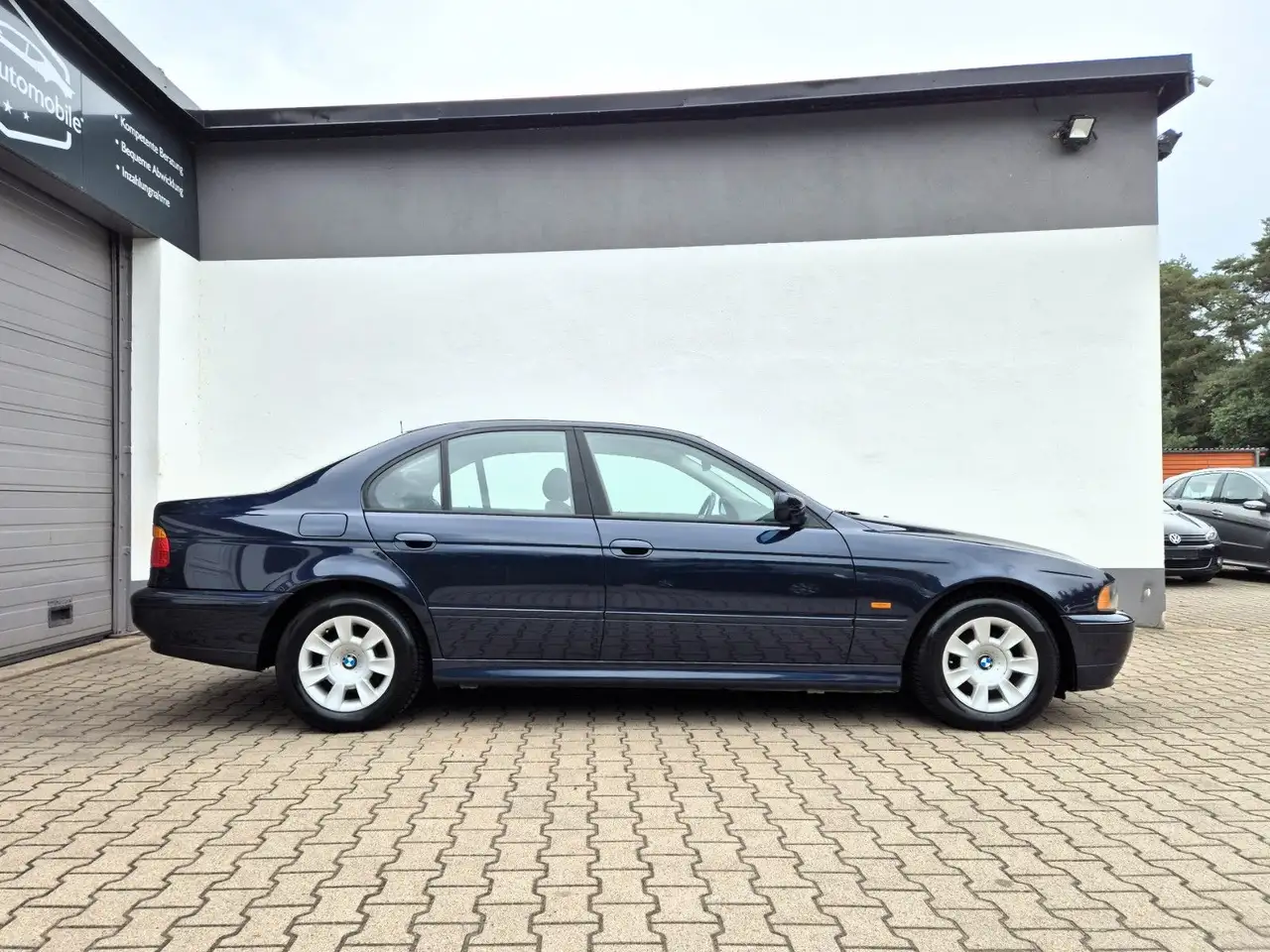 BMW 520 i 2.1 Shadow-Line |AHK|Tempomat|Klima|, foto 8