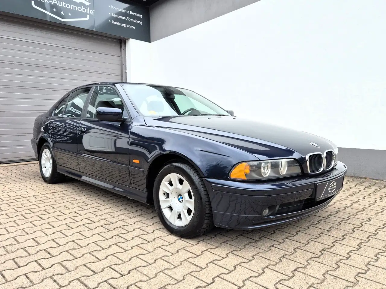 BMW 520 i 2.1 Shadow-Line |AHK|Tempomat|Klima|, foto 1