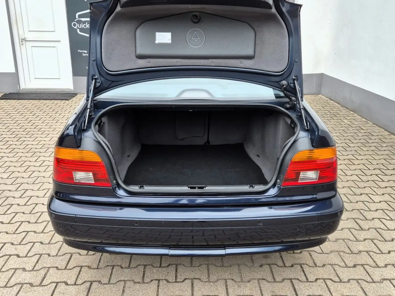 BMW 520 i 2.1 Shadow-Line |AHK|Tempomat|Klima|, foto 12